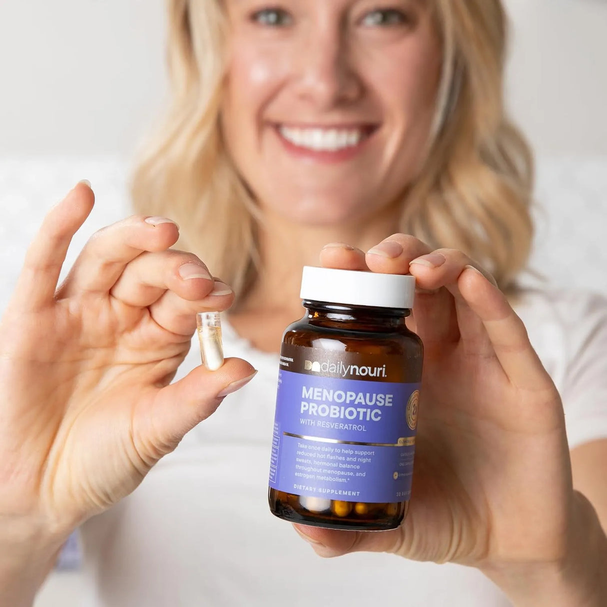 NOURI - Nouri Daily Menopause Probiotic with Resveratrol 30 Capsulas - The Red Vitamin MX - Suplementos Alimenticios - {{ shop.shopifyCountryName }}