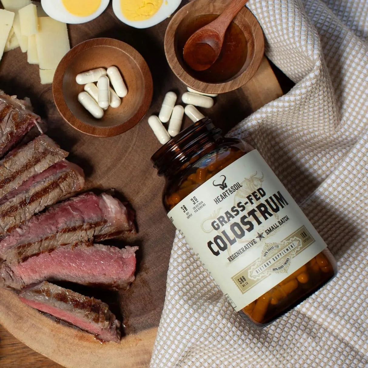 HEART & SOIL - Heart & Soil Grass-Fed Colostrum 180 Capsulas - The Red Vitamin MX - Suplementos Alimenticios - {{ shop.shopifyCountryName }}